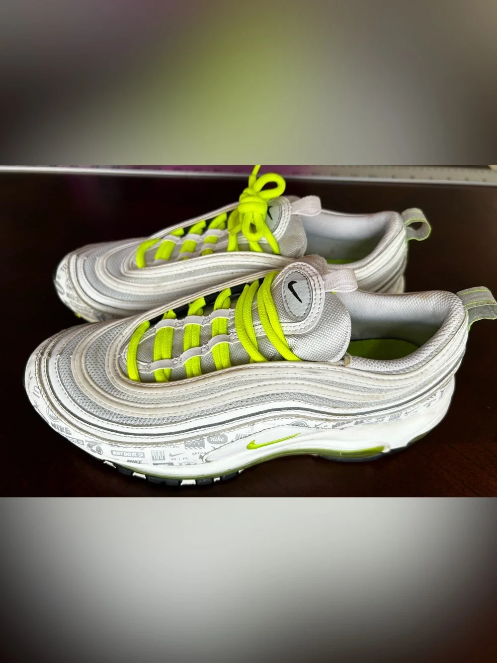 Nike Air Max 97 White with Neon Yellow Accents size 7Y - Picture 3 of 8